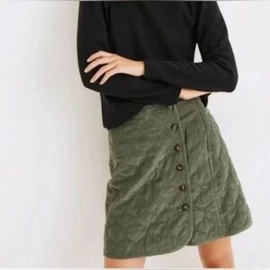 Madewell Quilted Corduroy Mini Wrap Skirt in Sage Green, size 6 new without tags